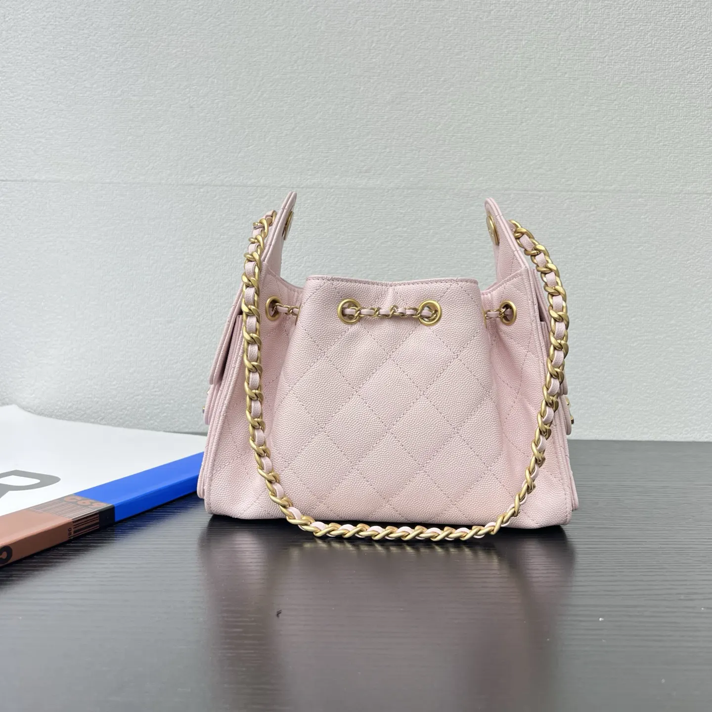 CHANEL 22 Bag 粉色牛皮链条包 小号款 复古款