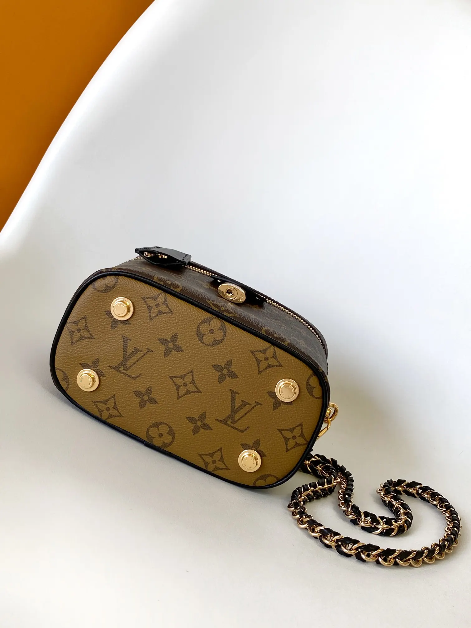 Louis Vuitton Chain Bag Canvas