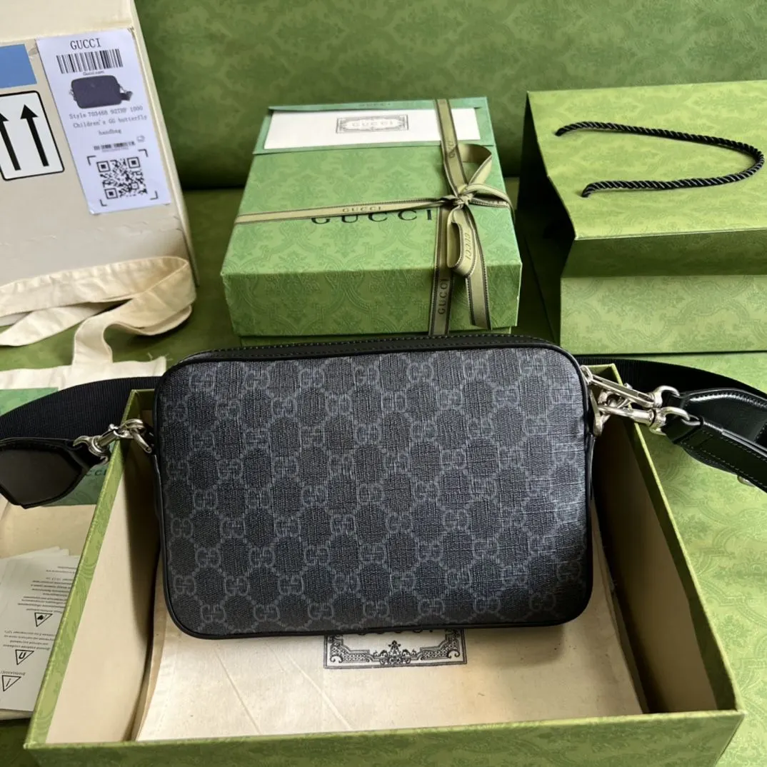 Gucci 斜挎包