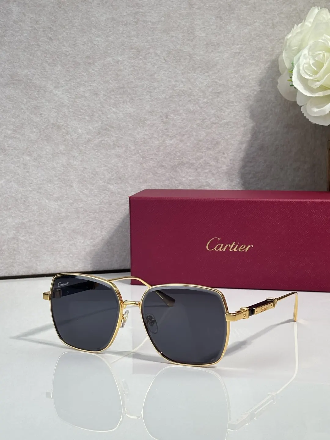 Cartier 墨镜 时尚防晒款 款11