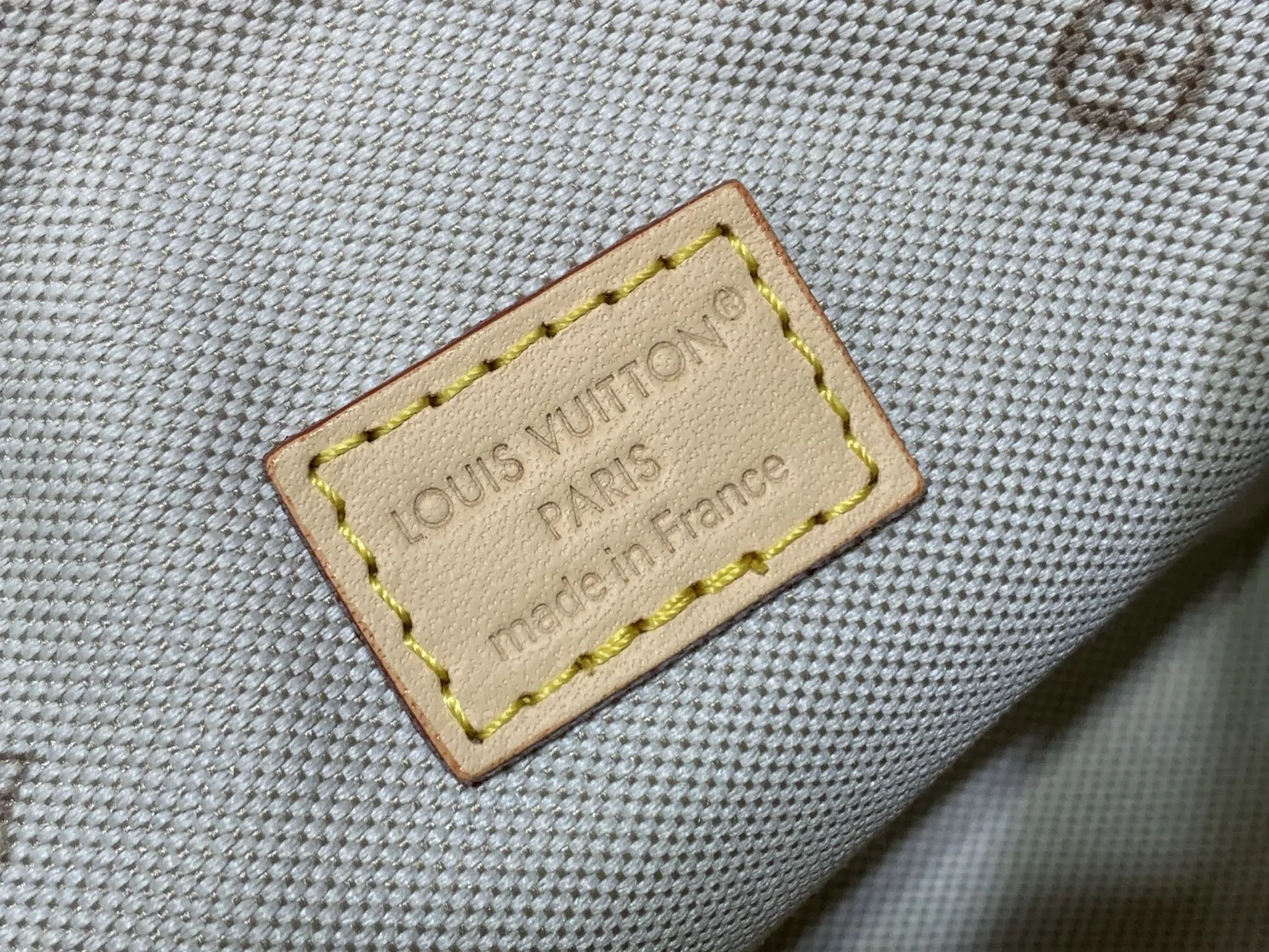 LV Speedy 白色 牛皮 收納包 旅行收納款